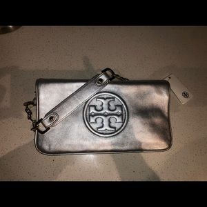 COPY - Bombe Reva Clutch